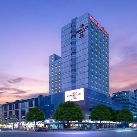 Crowne Plaza Foshan By Ihg - Canton Fair Free Shuttle Bus Bagian luar foto