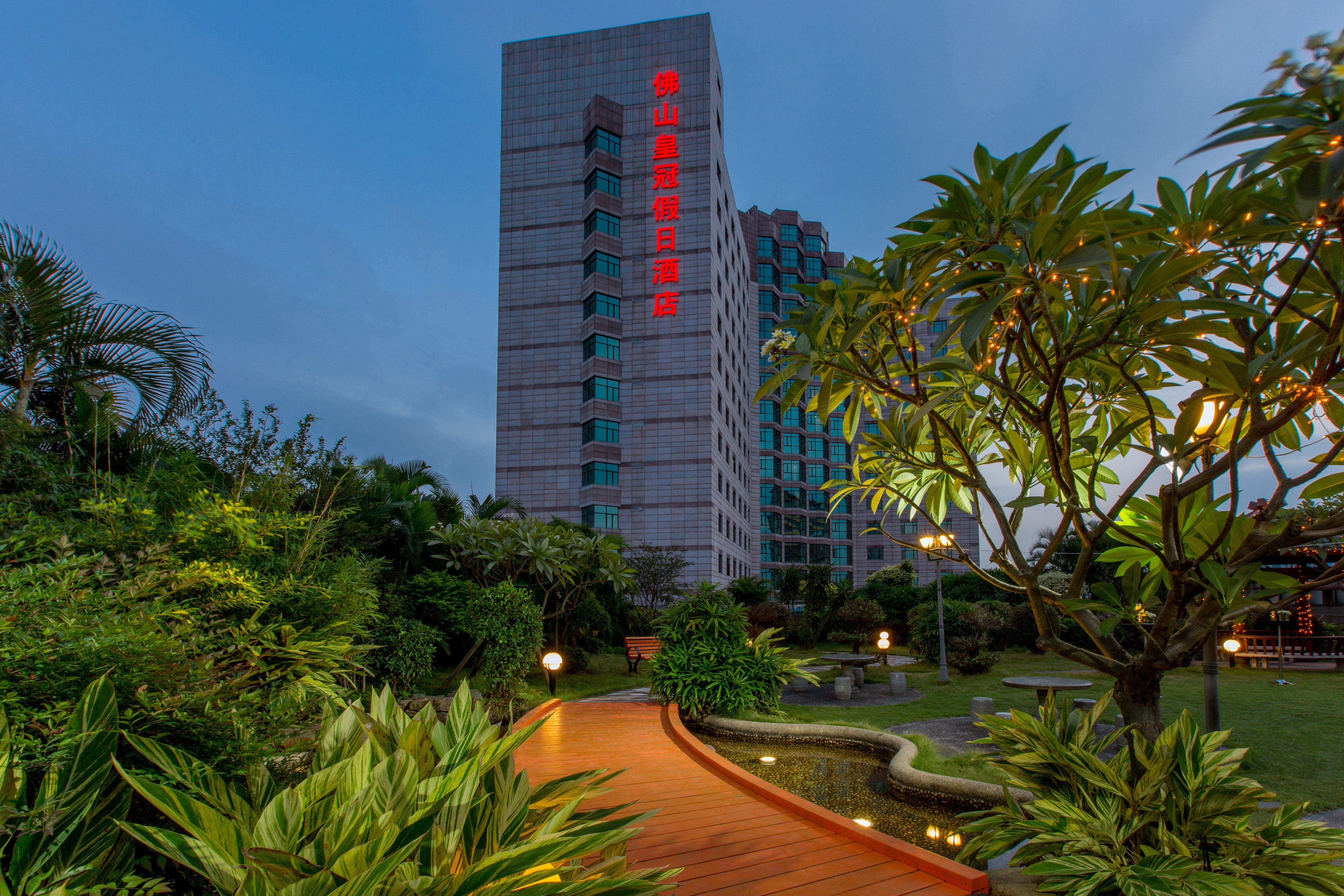 Crowne Plaza Foshan By Ihg - Canton Fair Free Shuttle Bus Bagian luar foto