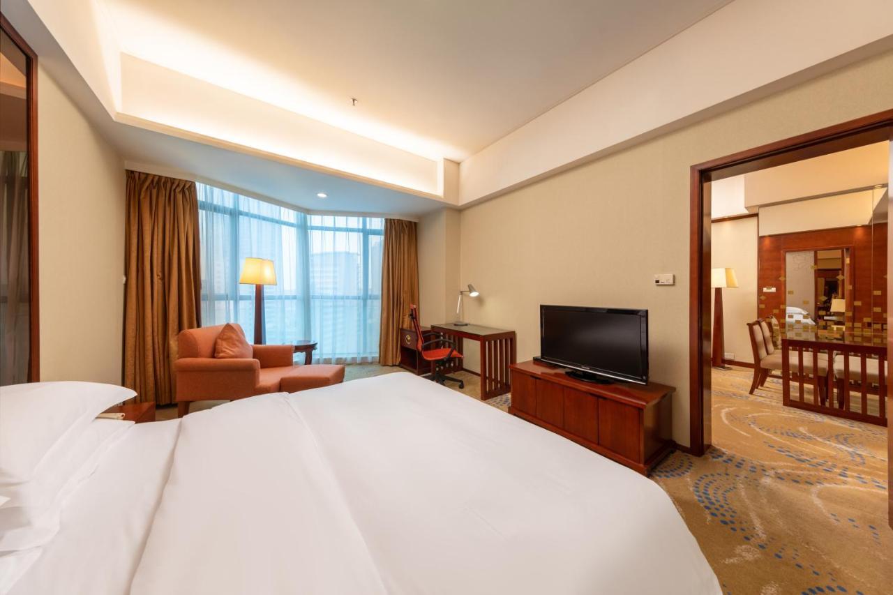 Crowne Plaza Foshan By Ihg - Canton Fair Free Shuttle Bus Bagian luar foto