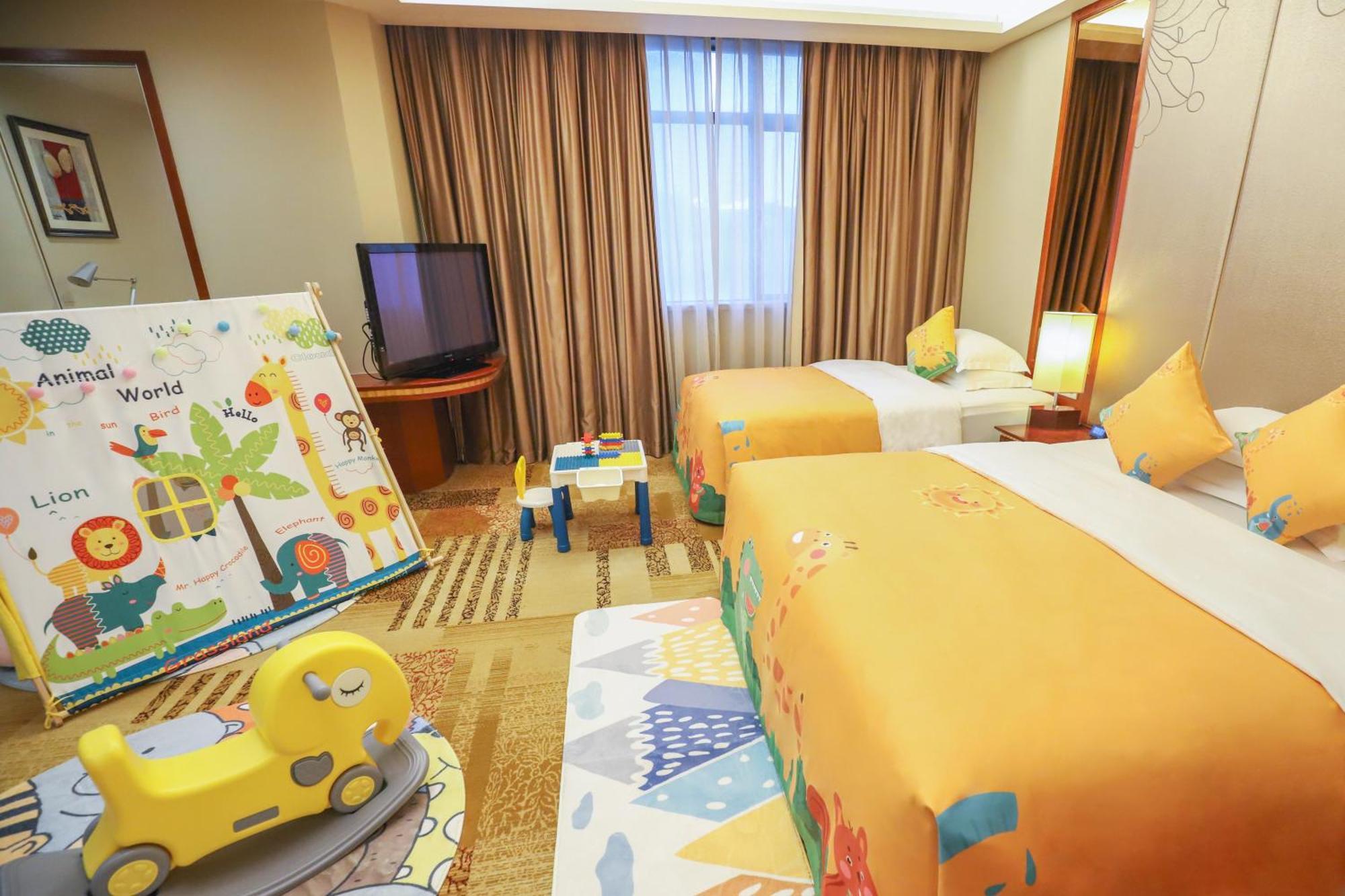 Crowne Plaza Foshan By Ihg - Canton Fair Free Shuttle Bus Bagian luar foto